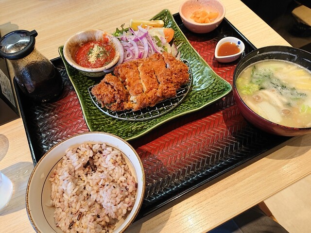 とーや Ootoya Nakano Sentoraru Paku Ten - Nakano/Cafeteria | Tabelog