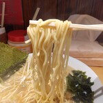 ○新 ネギラーメン - 麺リフト