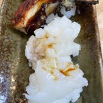 ニューすしセンター 春木屋 - イカたたいたん、鰻の白焼とカバ焼きの握り