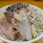 ラーメンエース - 期間限定 味噌ラーメン ニンニク少し、焦がしアブラ