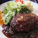渚園 - 醤油ベースで大根おろし入りのソース、ポテサラもおいしい