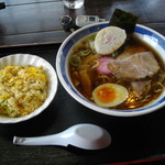 元祖屋台らーめん にほんいち - 醤油ラーメンセット