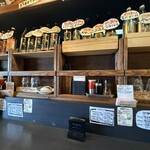 つけめん・らーめん 菊野屋 - 卓上雰囲気