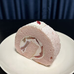 オザワ洋菓子店 - さくらロール