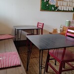 甘味かふぇ ばりや - テーブル席