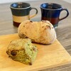 粉花 - ・抹茶とホワイトチョコのスコーン
・くるみカンパーニュ