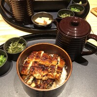 うなぎ四代目菊川 ヒルトンプラザウエスト大阪店 - 