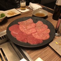 焼肉うしごろ 新宿三丁目店 - 