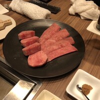 焼肉うしごろ 新宿三丁目店 - 