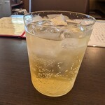 四川料理 巴蜀 - 麻辣レモンサワー（660円）