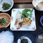 瀬戸内味覚処 芸州 本店 - おまかせ定食