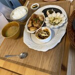 Delicafe Poele - 鳥唐と切干大根の黒酢あんが、メイン