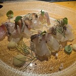 コウシキャンプ - 旬の鮮魚 薪炙りカルパッチョ