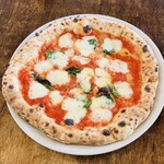 Pizzeria 244 - マルゲリータ