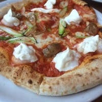 PIZZERIA347 by il pinolo - ポルチーニ茸とモッツァレラチーズとアスパラガスのピッツァ