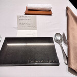 レーヌ デ プレ - 