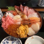 みなと食堂 - 特選おまかせ丼　いくらウニあり