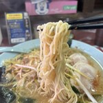 ラーメンショップ 金田亭 - 今度は硬めを注文