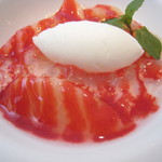 ル・ヴァンキャトル - 白桃のコンポートUP