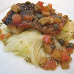 ル・ヴァンキャトル - ランチ・魚料理（スズキのポワレ　焦がしバター）