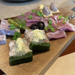 小石川 中勢以 - 