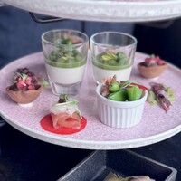 DINING & BAR TABLE 9 TOKYO - 