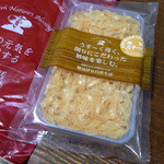 伊豆自然生活 - 「花チーズ　薫製」６５ｇ　４６４円