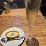 294355526 - なみなみ俺泡+アミューズのじゃがいもムース