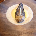 Florilege - 珍しいモリーユ茸、中にはイワシのすり身のムース。