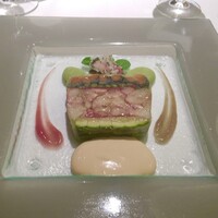 シェ・イノ - 