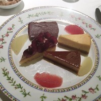 シェ・イノ - 