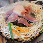 生ラムジンギスカン めいごる - ✨おすすめの生ラム野菜セット✨焼き方は教えてくれます