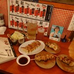 大衆居酒屋 焼き鳥と餃子 - 