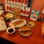 大衆居酒屋 焼き鳥と餃子 - 