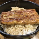 蒲焼 うなよし - フワトロ鰻にカタメの美味しいご飯。