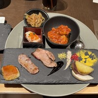 ブッフェアンドカフェ スロープサイドダイナー ザクロ - 