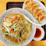 ぎょうざの満洲 - タンメンと焼餃子