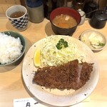 丸一 - ランチ  ロースカツ定食¥1,600