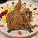 三好弥 - メンチカツ等盛り合わせ