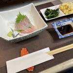 五十三萬石 - オヌヌメセットの刺身と小鉢