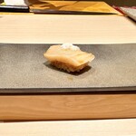 鮨 こいせ - 野付産ホタテ（干し貝柱パウダー）