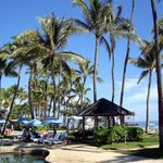 The Kahala Hotel & Resorts - ビーチサイドプール