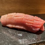 鮨処 春日 - 山幸の鮪