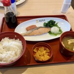 ジョイフル - 料理写真:明太子と焼き鮭朝食735円