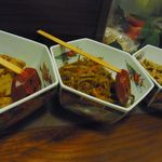 Izakaya Naniwa - カウンターのツマミ