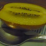 Izakaya Naniwa - サービスのフルーツ