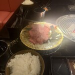 炭火焼肉 丸野焼肉・ホルモン - 