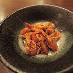 双葉 - ビールに小海老の佃煮みたいなの(？)が付いてきたよ。