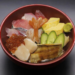 寿司 う月 - 特選　う月ちらし丼