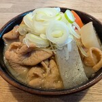 とんかつ専門店 とんくん - モツ煮